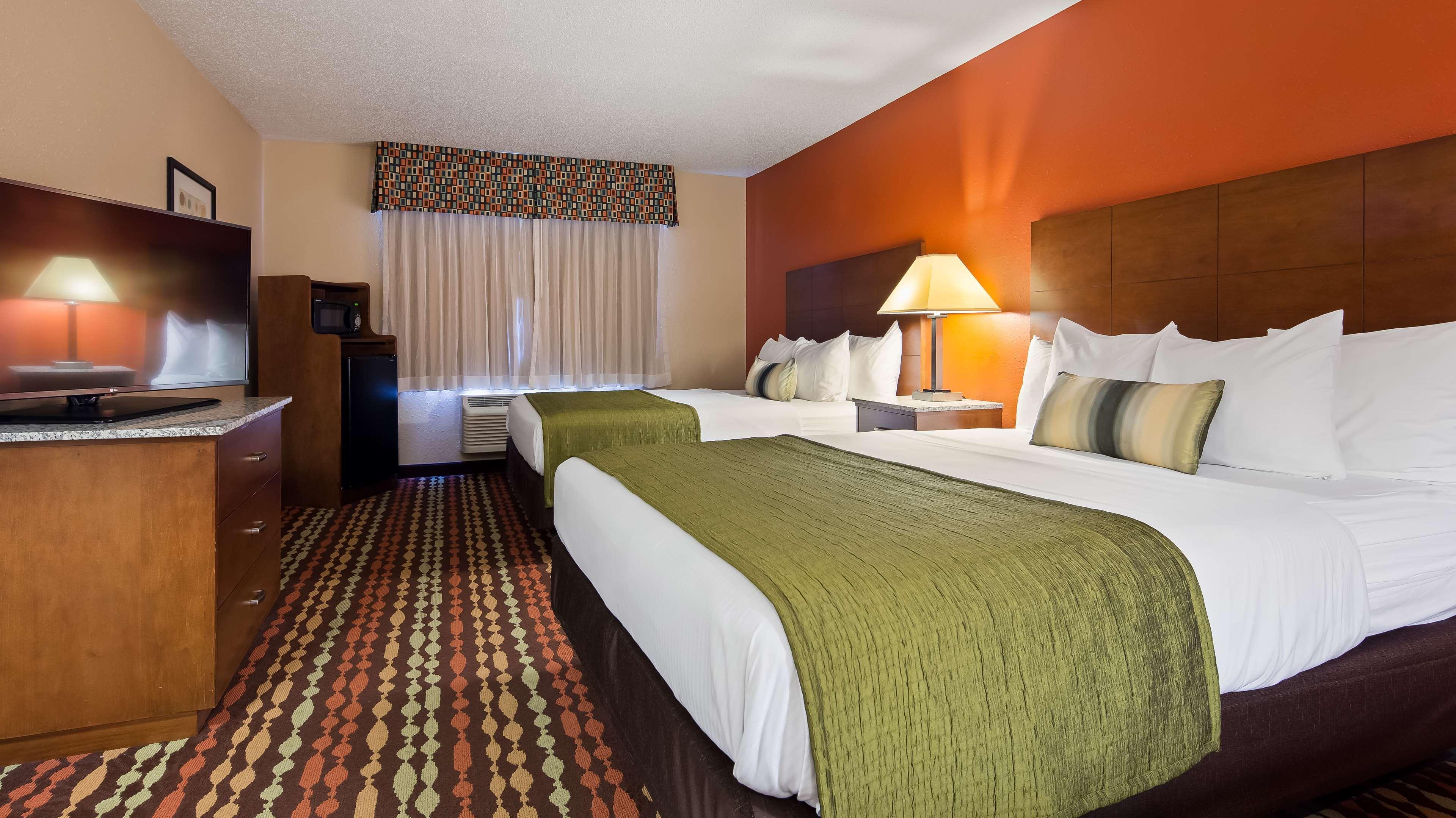 Best Western Ambassador Inn&Suites Wisconsin Dells Exterior foto